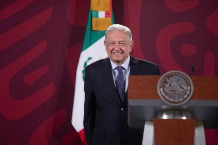 El Secretario de Gobernación trabaja en cumplimiento de agenda de la Cuarta Transformación: AMLO