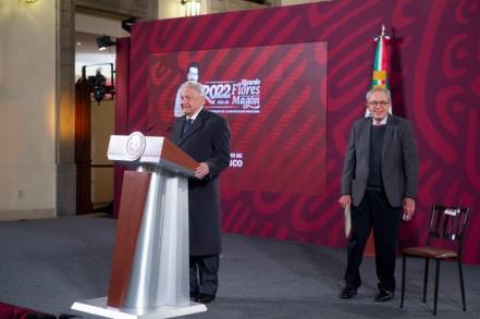 Epidemia a la baja es una buena noticia: AMLO reafirma respaldo a subsecretario López-Gatell 
