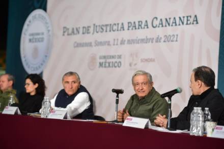 AMLO presenta Plan de justicia para Cananea 