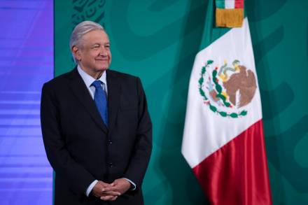 AMLO confirma inicio de regreso a clases presenciales para el 30 de agosto; se actuará con responsabilidad, asegura. 