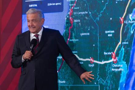 Sedena y Semar deben continuar respaldo en seguridad pública para consolidar Guardia Nacional: AMLO  