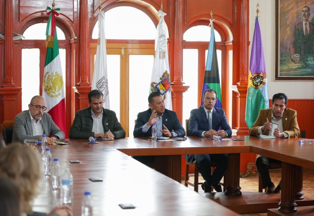 Escucha Gobierno estatal a trabajadores del Poder Judicial 