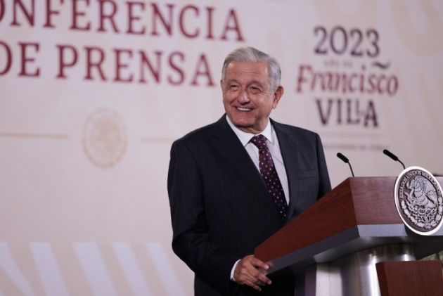 AMLO avanza instalación de farmacia central; estará lista el próximo 29 de diciembre