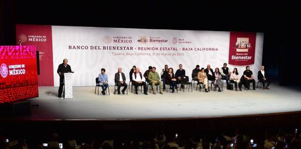 Presidente Supervisa Atención Médica a Migrantes Víctimas de Incendio en Chihuahua 