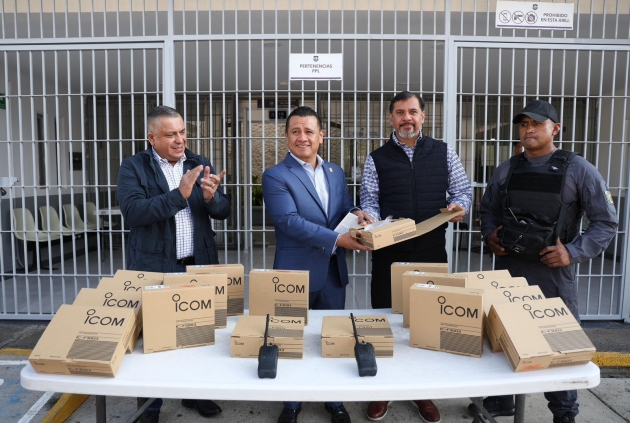 Entrega Torres Piña equipamiento a custodios de centros penitenciarios 