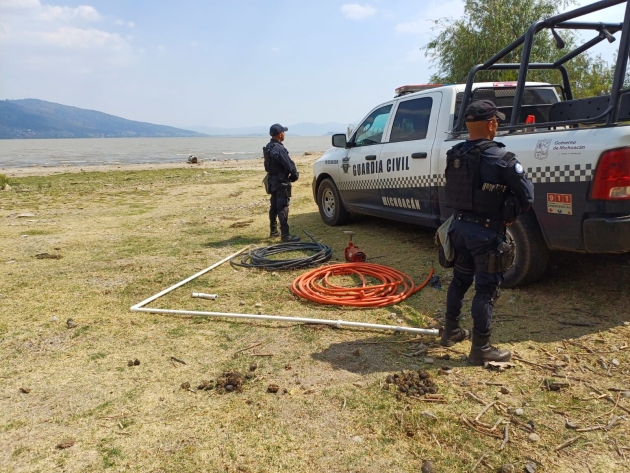 Desactivan otra toma para el huachicoleo de agua en lago de Pátzcuaro 