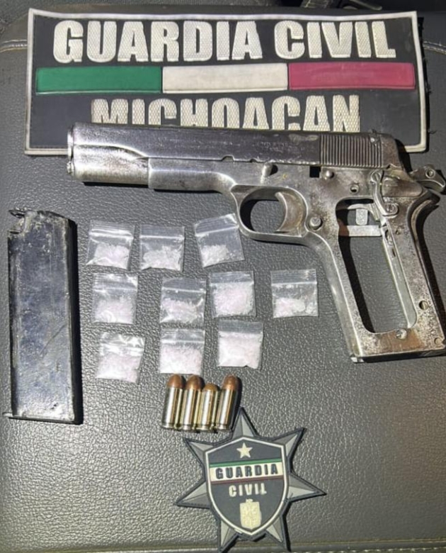 Detiene Guardia Civil a 4 personas con armamento y drogas 