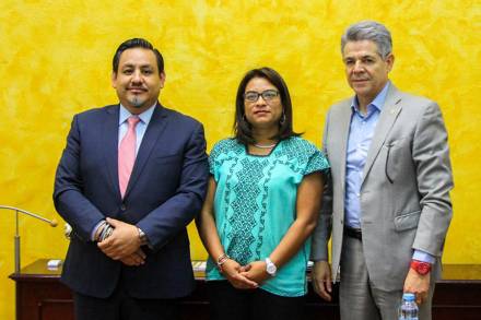 Presentarán iniciativa para impulsar la figura de Diputado Migrante en el Congreso Local. ﻿ 