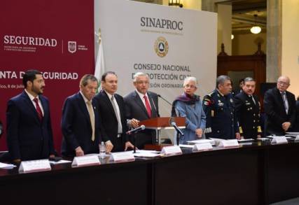 Presidente López Obrador convoca a los tres poderes del Estado a atender las causas de la Inseguridad y la Violencia.