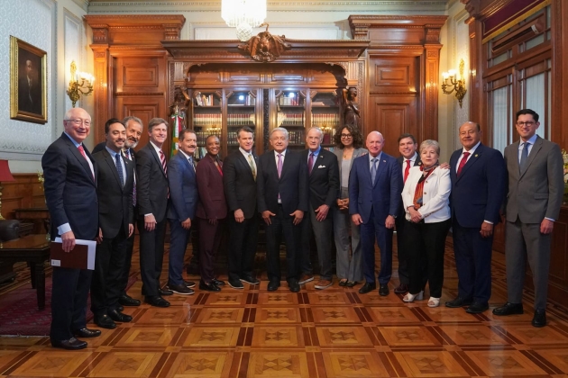 AMLO recibe en Palacio Nacional a legisladores de Estados Unidos; coinciden en mantener Política de Cooperación 