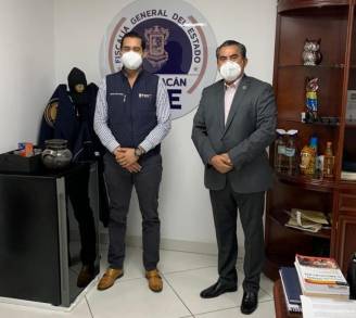 Apoya gobierno de Michoacán a migrantes en trámite de carta de antecedentes no penales   
