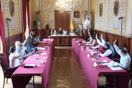 Gobierno de Morelia aprueba galardonados a las  condecoraciones Mérito Juvenil