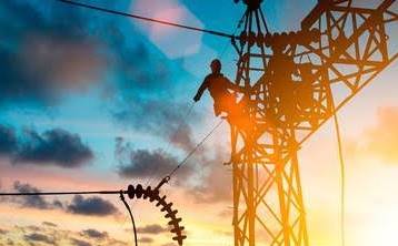 AMLO anticipa derrota en votación de reforma eléctrica 