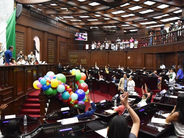 Desde el Parlamento Infantil 2024, niñas y niños buscan un mejor Michoacán 