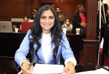 Se cristaliza blindaje legal a derecho laboral de adultos mayores propuesto por Araceli Saucedo