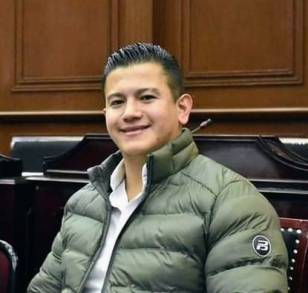 Necesario que Congreso cuente con una comisión dictaminadora para atención a personas con discapacidad: Víctor Zurita 