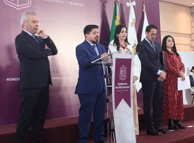 Anuncia Alfredo Ramírez Bedolla 326 mil becas Benito Juárez en 2024 para Michoacán