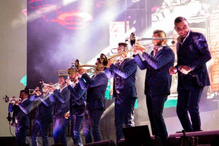 Morelianos disfrutan de la ciudad con El Recodo y la Sonora Dinamita, Morelia celebrando su Aniversario 478