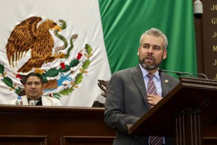 Alfredo Ramírez propone reforma constitucional para dar mayor orden al desarrollo urbano