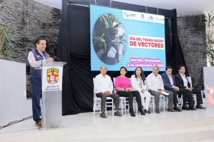 Llama Gobernador a reconocer a quienes todos los días trabajan por salvar vidas