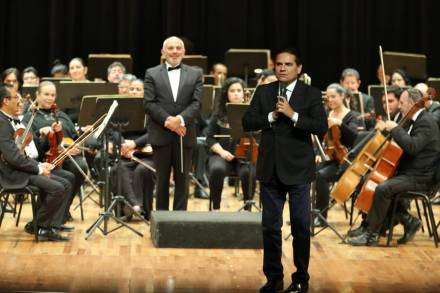 La cultura debe llegar a todos los rincones del estado señaló Silvano Aureoles en el Concierto de OSIDEM
