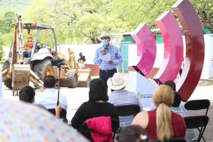 Suman 58 mdp en obras hídricas para Parácuaro; inician hoy red de drenaje en comunidad alejada