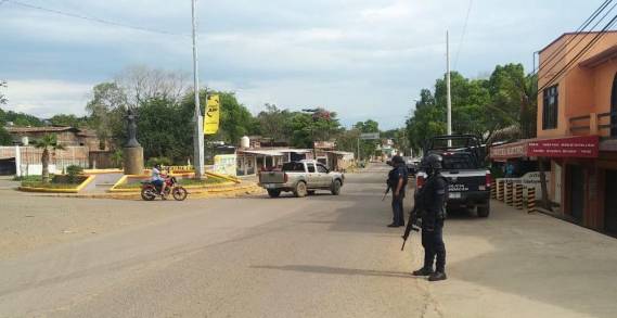 Continúa Bandera Amarilla en Huetamo; refuerza SSP medidas para hacer frente al COVID-19