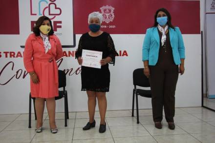 Capacitó DIF Morelia a mil 350 personas para autoemplearse