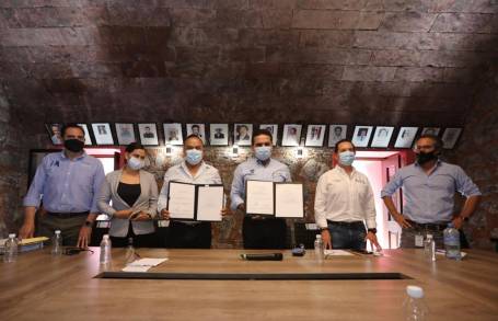Sólo juntos podremos salir mejor librados de crisis financiera: Gobernador de Michoacán Silvano Aureoles Conejo 