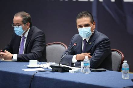 Llama Silvano Aureoles a Senadores a mantenerse firmes contra desaparición de fideicomisos