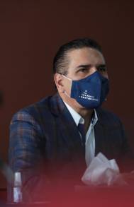 Peligro por COVID-19 no ha pasado, necesario reforzar acciones en Morelia y La Piedad: Gobernador Aureoles Conejo 