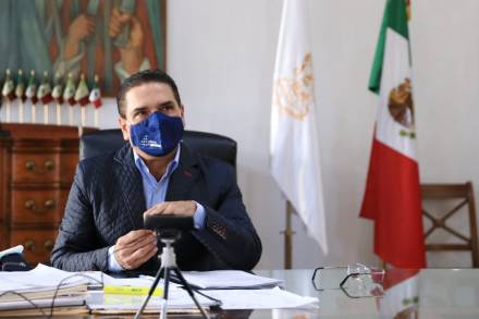 Participa Silvano Aureoles en 9Âº Seminario Internacional de la FIL