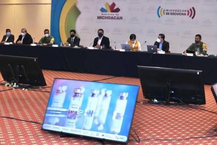 Llama Gobernador Aureoles Conejo a trabajar en unidad para aplicación de vacuna contra COVID-19 
