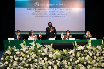 Reconoce Silvano liderazgo de mujeres del sector salud para enfrentar la pandemia  
