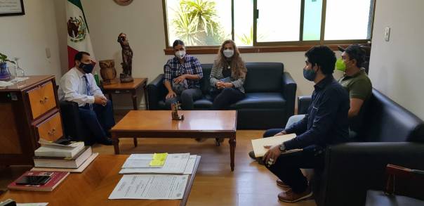 La Sección XVIII De la SNTE y CNTE Se manifiestan y demandan al Gobierno del Estado 