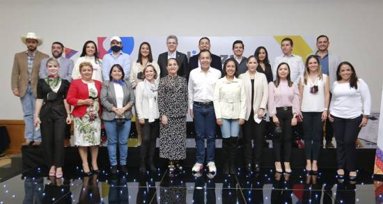 Los 21 Legisladores del Equipo por Michoacán presentan Proyecto de Trabajo 