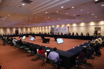 Michoacán, con bases firmes para alcanzar la paz: Silvano Aureoles Conejo 