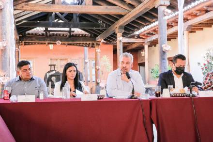 Gobierno de Michoacán potenciará destinos turísticos de Pátzcuaro y Santa Clara del Cobre 