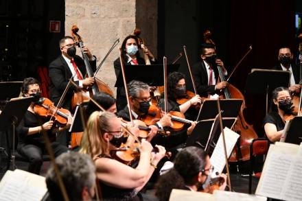 El guitarrista Abel García dará concierto acompañado de la OSIDEM, bajo la dirección de Fernando Cueto 