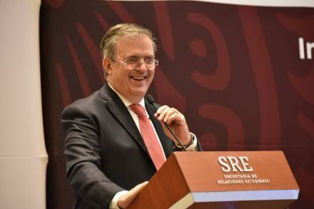Marcelo Ebrard anuncia programa para mejorar Oficinas de Pasaportes a nivel naciona 