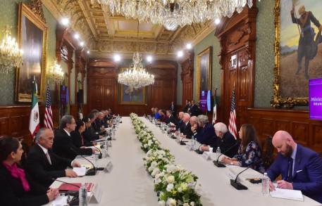 México plantea a Estados Unidos iniciar nueva política de integración económica y social en el continente 