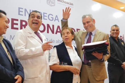 Reconoce Alfredo Ramírez  Bedolla labor solidaria y humanitaria de trabajadores del sector salud 