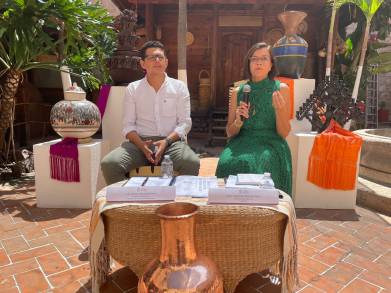 Acuerdan IAM y CIDAM proteger marcas artesanales de Michoacán 
