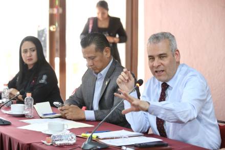 Nueva ley de movilidad regulará servicio de grúas y transporte para agricultores: Alfredo Ramírez Bedolla 