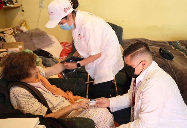 Médicos Michoacanos dan atención y llegan a 200 mil viviendas con pobreza 