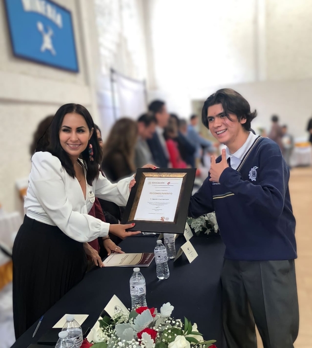 A garantizar pleno desarrollo de las y los jóvenes convoca Gloria Tapia 