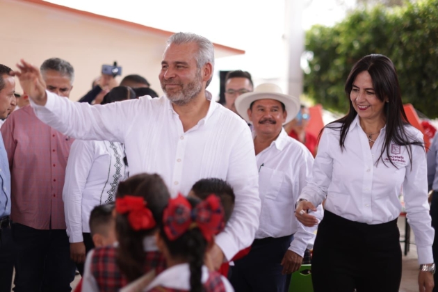 Este lunes, a las aulas más de 1 millón 200 mil alumnos: SEE