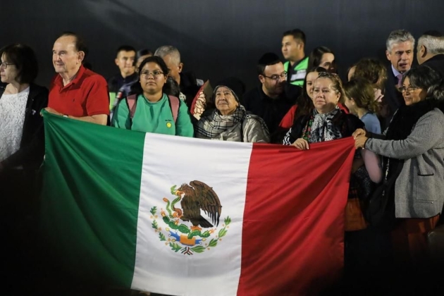 El Gobierno Estatal recibe en CDMX a ocho Michoacanos repatriados de Israel 