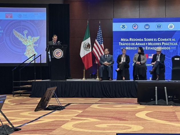 Participa Fiscal General de Michoacán en el foro de  investigación y combate al tráfico de armas  