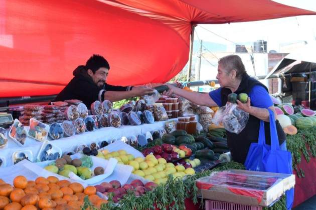 Benéfico en la canasta básica aumento al salario: Consumidores de los Mercados  